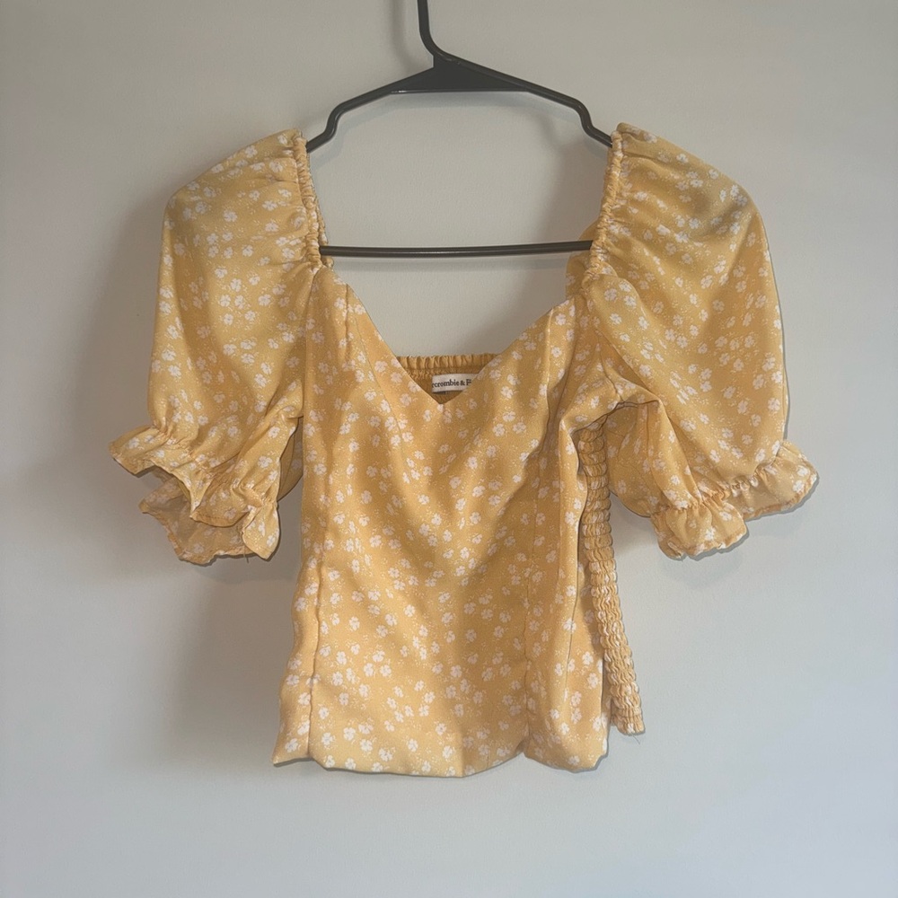 Abercrombie & Fitch Mustard Floral Puff Sleeve Blouse
